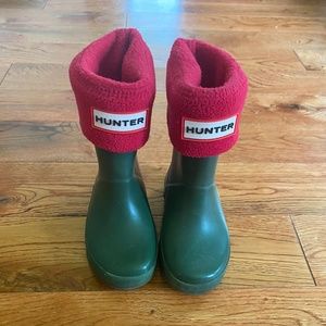 Hunter Orig. Kids First Classic Rain Boots + Liner